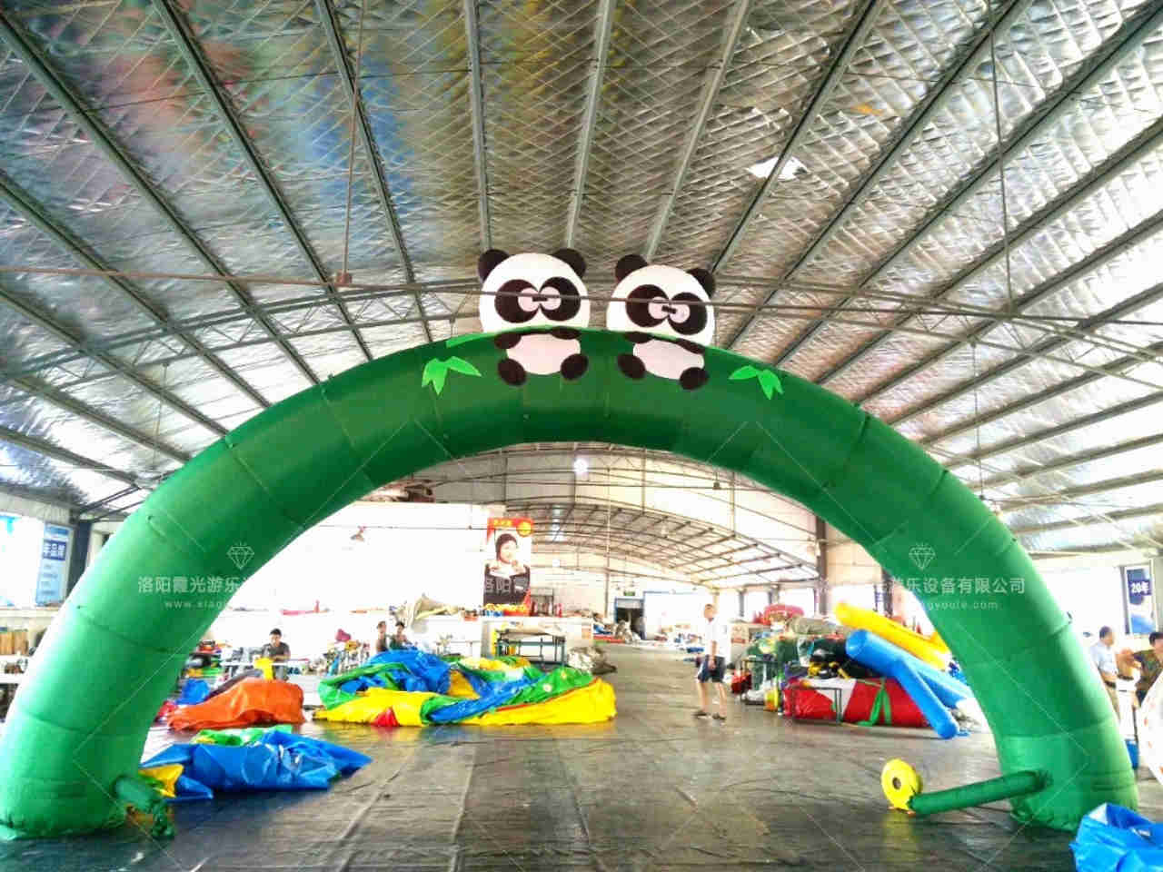清溪镇熊猫喷绘拱门